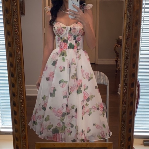 MILLA floral midi tie-strap dress - Picture 5 of 10